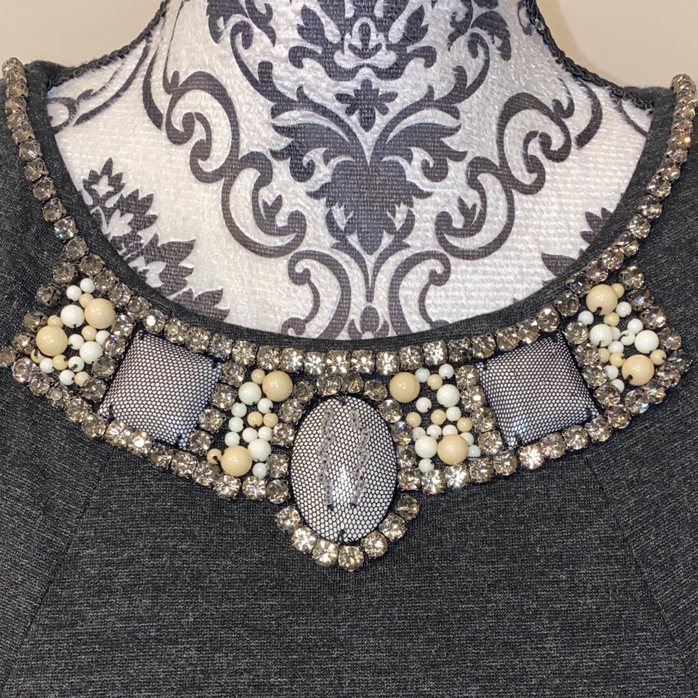 3/$45 Cabi The Glitz Sleeveless Top Embellished Neckline Size 4 Style #508 - Picture 3 of 15